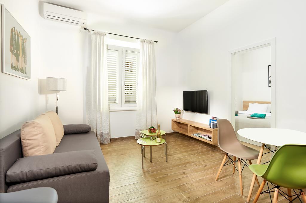 Regina Apartament *